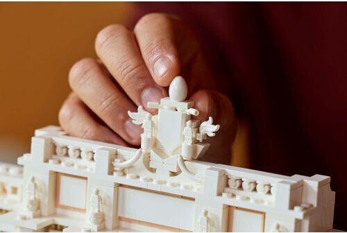 LEGO Architecture Trevi Fountain for 18+ Years 1880 Pieces