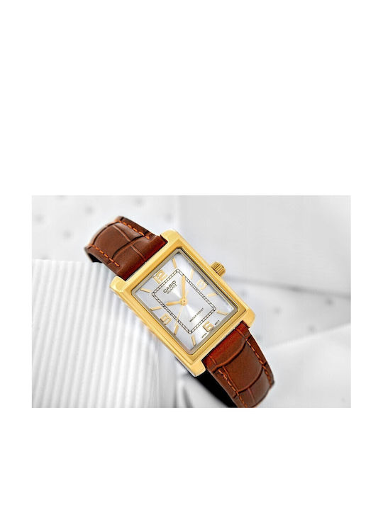 Casio Ρολόι Μπαταρίας με Δερμάτινο Λουράκι Casio Ρολόι Μπαταρίας με Δερμάτινο Λουράκι