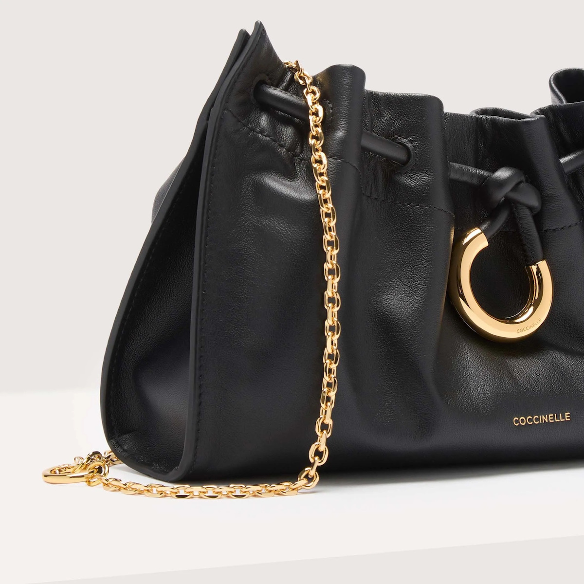 Coccinelle Leather Women's Bag Shoulder Black E1SCA190101