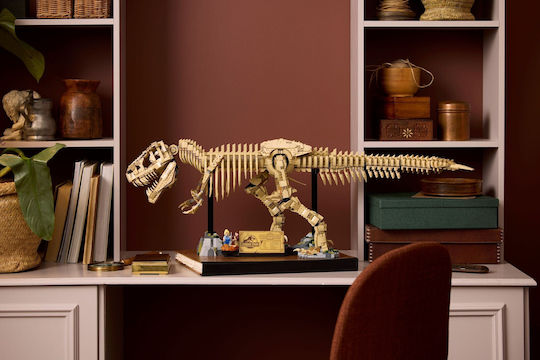 LEGO Jurassic World Динозавърски Фосили - Tyrannosaurus Rex За 18+ Години 3145 Бройки