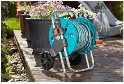 Gardena Classic Aquaroll Wheeled Garden Hose Reel with Hose 20m with Rewind Handle