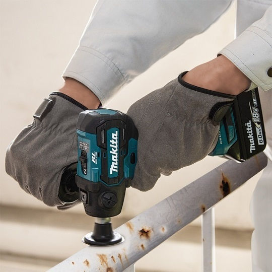 Makita Περιστροφικός Αλοιφαδόρος Brushless 18V 2x5Ah με Ταχύτητα 2800-9500rpm & Ρύθμιση Στροφών