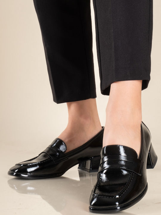 Patent Leather Women's Moccasins in Black Color