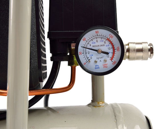 Geko Κομπρεσέρ Αέρος με Ισχύ 2hp και Αεροφυλάκιο 8lt