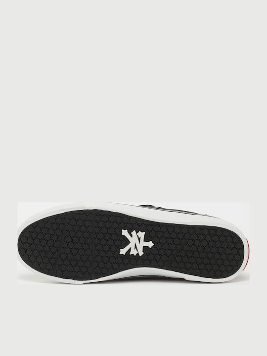 Sneakers Black / Grey / Red