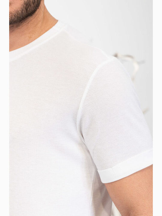 T-shirt White
