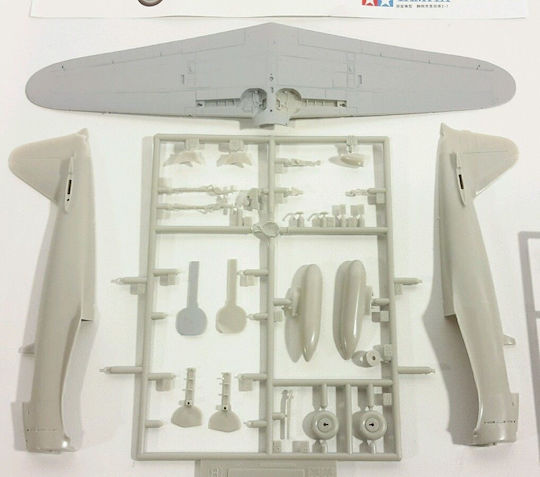 Tamiya Фигура за Моделизъм Самолет Gray в Мащаб 1:48 с Лепило и Бои