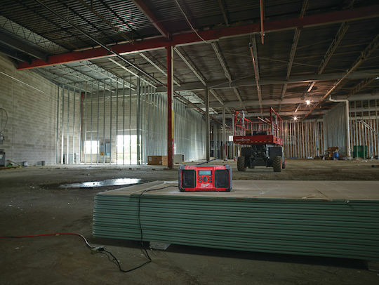 Milwaukee M18 JSR-0 Tragbares Radio mit USB Schwarz