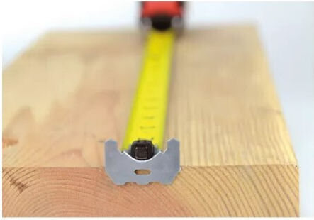 Milwaukee Tape Measure with Auto-Rewind and Magnet 2m