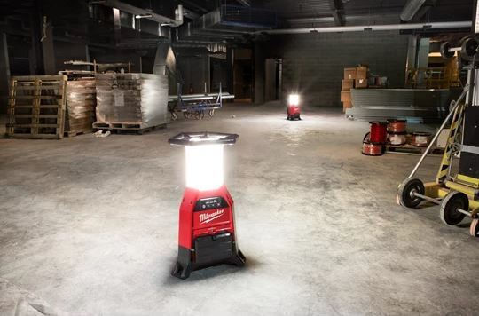 Milwaukee Battery Jobsite Light LED IP54 Dual Function with Brightness up to 9000lm M18ONESLDP-0
