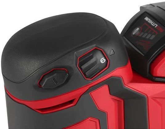Milwaukee M18 BOS125-502B Excentric Triveio 125mm Baterie 18V Solo cu control de viteză și cu sistem de aspirare