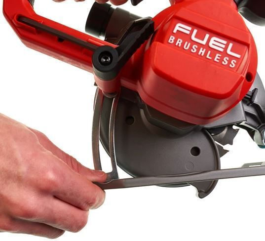 Milwaukee M12 CCS44-602X 12V 2x6Ah mit Absaugsystem
