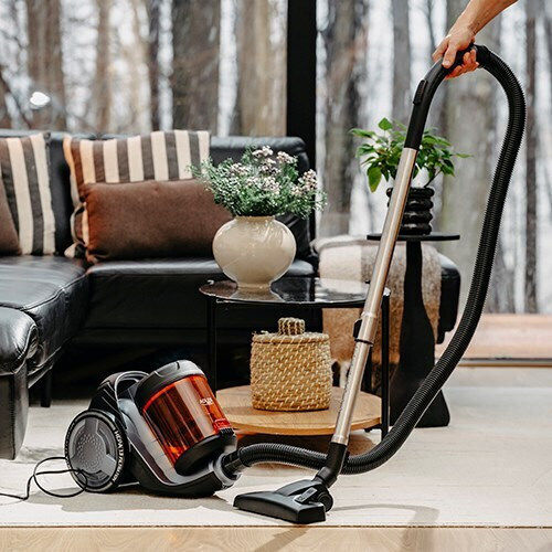 Adler AD 7065 Прахосмукачка 700W С контейнер 1.6лт Черна