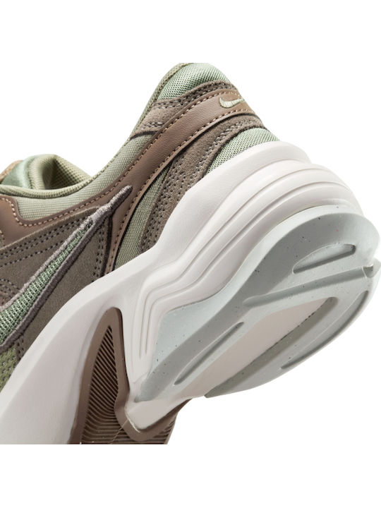 Sneakers Brown