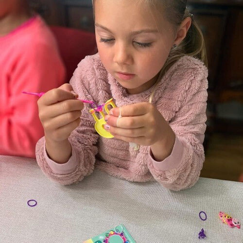Кутия за съкровища в пастелни цветове Rainbow Loom B0336