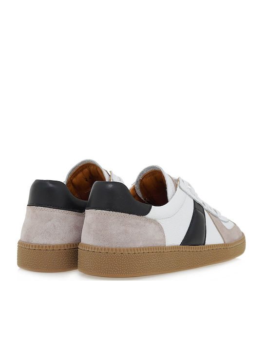 Sneakers White