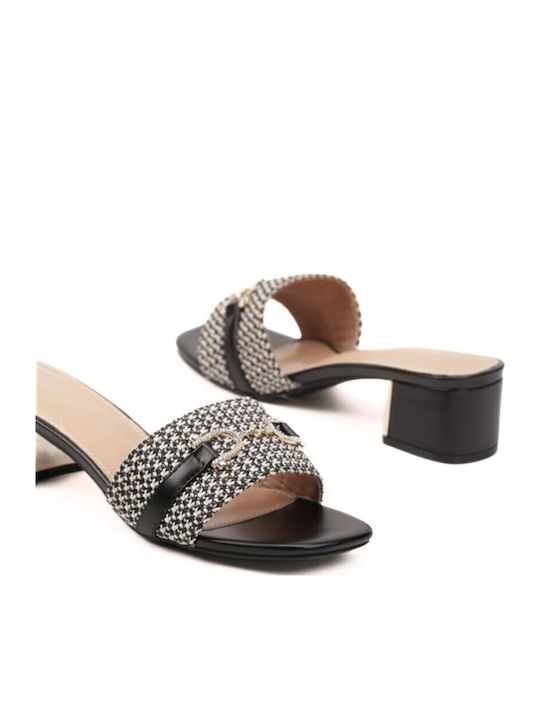 Mules with Low Heel in Black Color