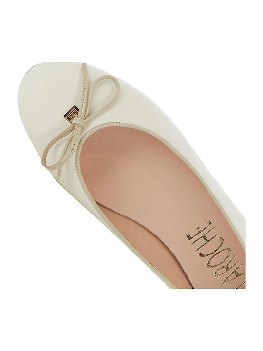 Lederne Damen Ballerinas in Beige Farbe