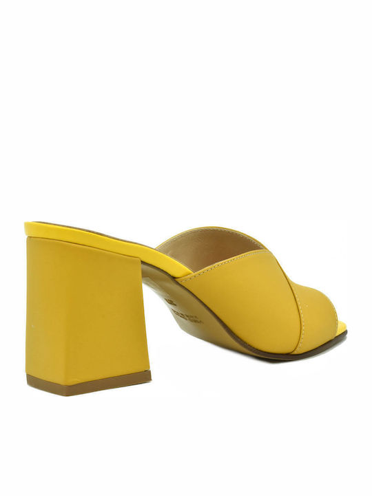 Leder Mules mit Chunky Hoch Absatz in Gelb Farbe