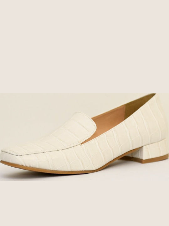 55 Women's Moccasins in White Color