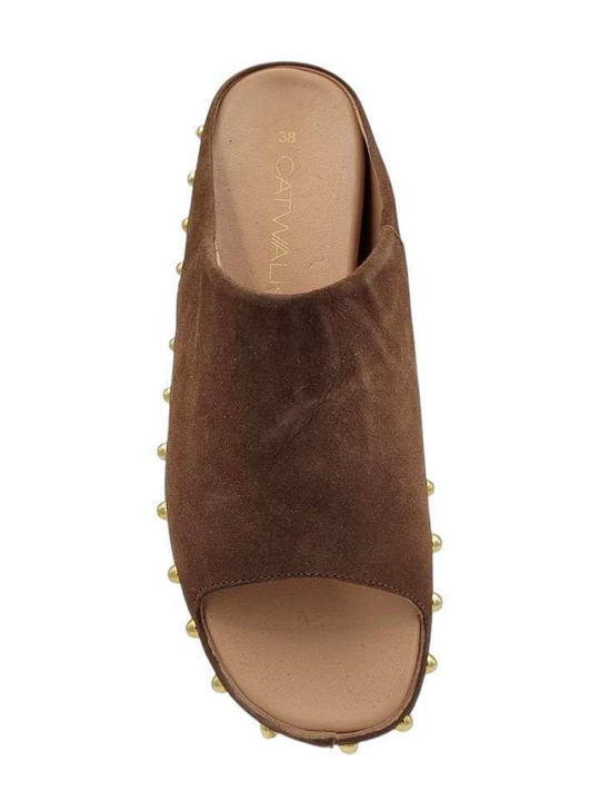 Women's Flat Sandals in Brown Color