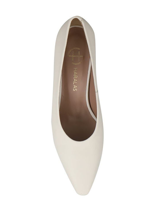 Leder Pumps mit mittelhohem Absatz Ecru