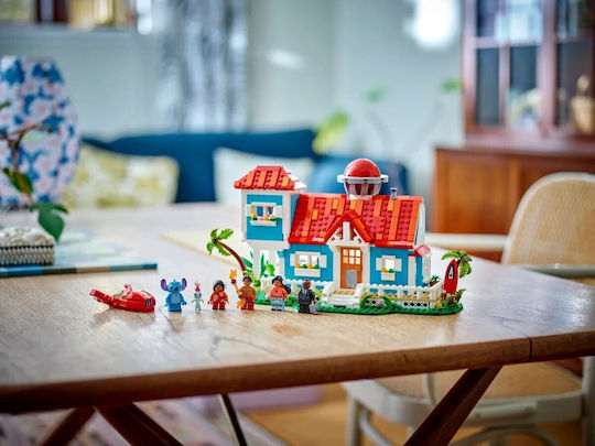 LEGO Disney Lilo and Stitch Beach House for 9+ Years 834 Pieces