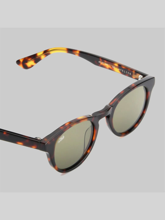 Akila Unisex Sunglasses with Black Frame and Black Lens 1901-9232