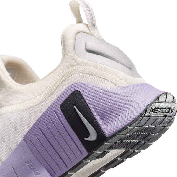 靴 W NIKE FREE METCON 6 SE HJ6214-001 24.0 Amazon.com | Nike Free Metcon 6 SE Women's Workout Shoes
