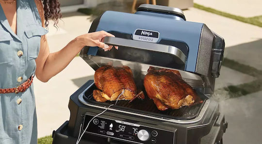 Ninja Woodfire Pro Connect XL Tischplatte Elektrogrill Geriffelte Platte 1700W mit Deckel und einstellbarem Thermostat