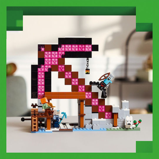 LEGO Minecraft The Pickaxe Mine for Ages 8+ 530 Pieces