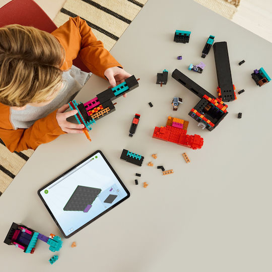 LEGO Minecraft The Enderman Tower for Ages 9+ 867 Pieces