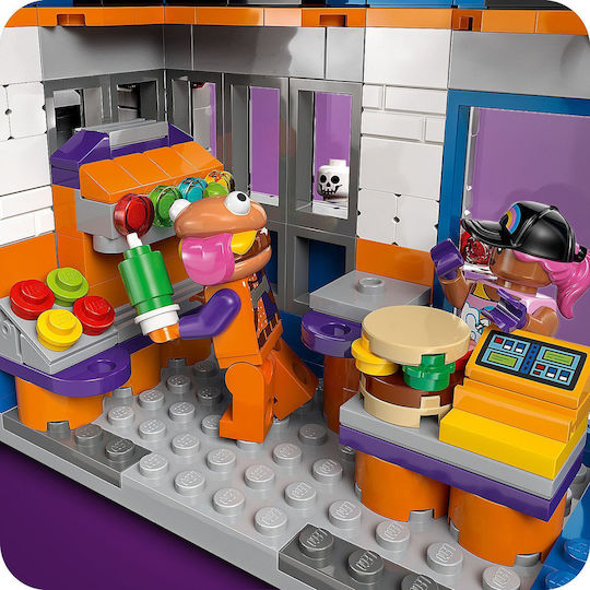 LEGO Fortnite Durrr Burger Restaurant for Ages 10 Plus 546 Pieces