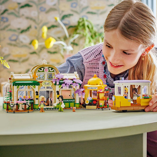 LEGO Friends Plant Café & Flower Shop За 9+ Години 1138 Бройки