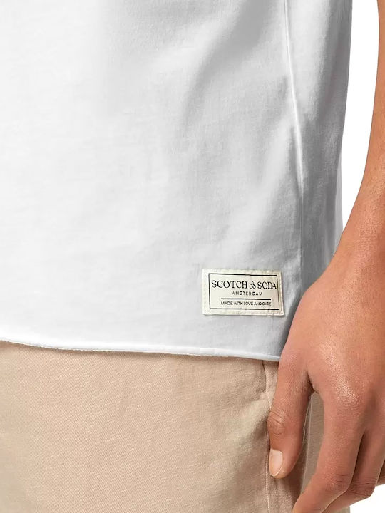 T-shirt White