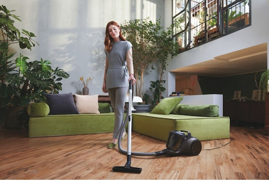 Hoover HP120PET 011 Прахосмукачка 700W С контейнер 2лт Черна