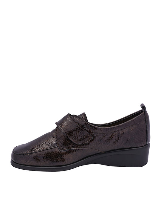 Leather Women's Moccasins in Brown Color