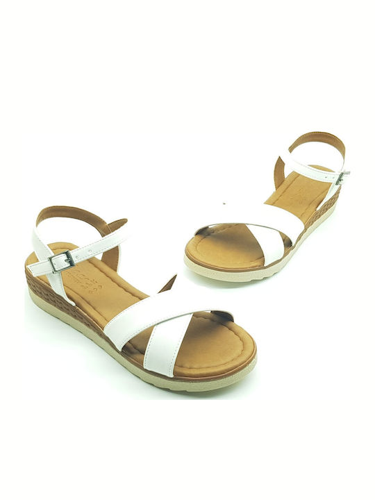 Women's Flat Sandals in White Color