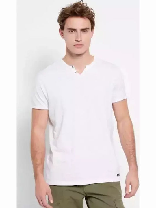 T-shirt White