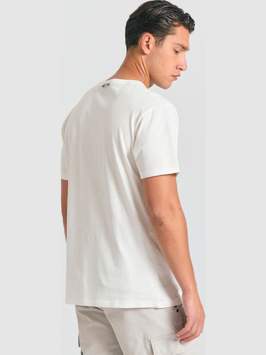 T-shirt White