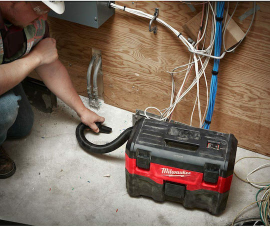 Milwaukee M18 VC2-0 Rechargeable Vacuum Wet / Dry Without Charger and Battery with Plastic Bin 7.5lt