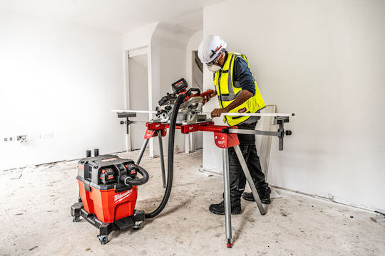 Milwaukee M18 Fuel F2VC23L-0 Акумулаторна Прахосмукачка За Течности / Твърди Без Зарядно и Батерия с Пластмаса Контейнер 23лт
