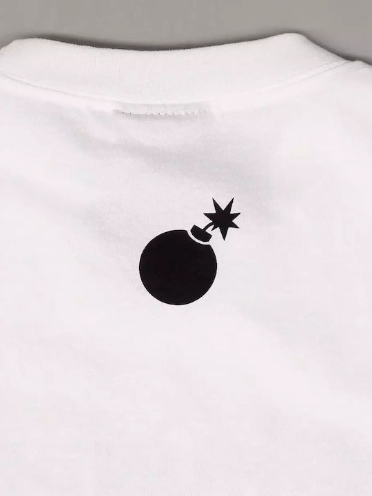 T-shirt White