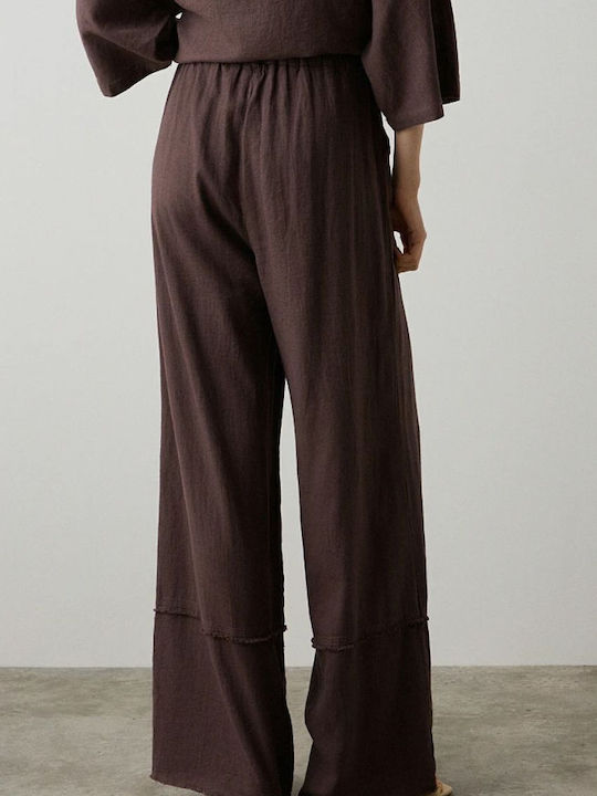 Women's Fabric Trousers with Elastic in Regular Fit Chocolate