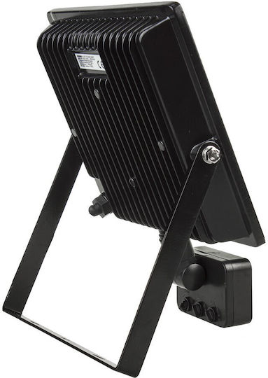 Maclean Energy Waterproof LED Floodlight 50W Cold White 6000K with Motion Sensor IP44