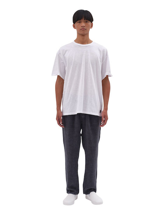 T-shirt White