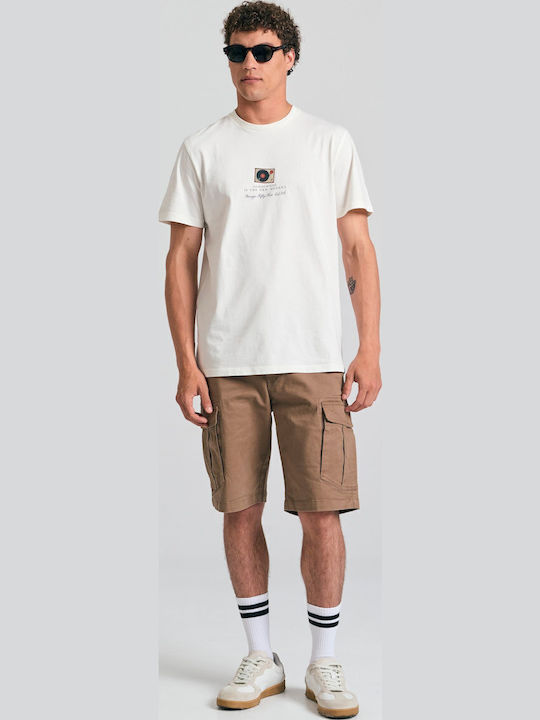 T-shirt White