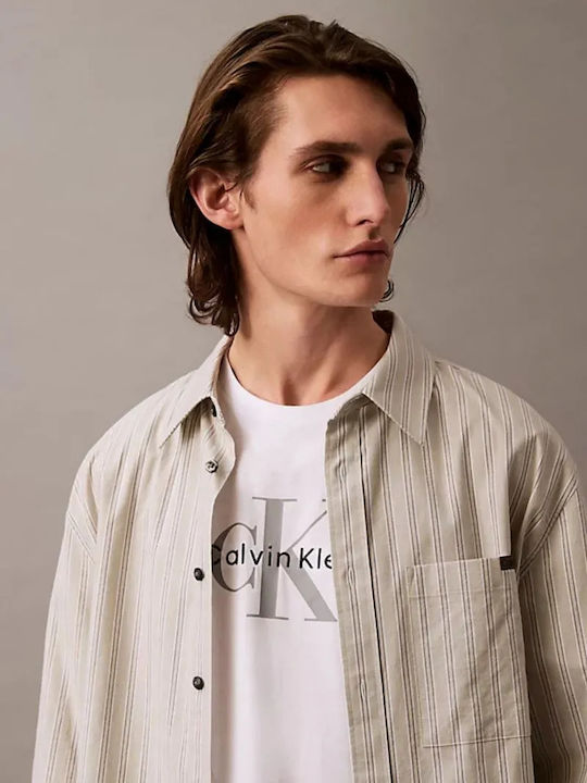T-shirt White