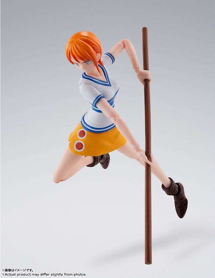 Bandai One Piece Nami Romance Dawn S.H. Figuarts