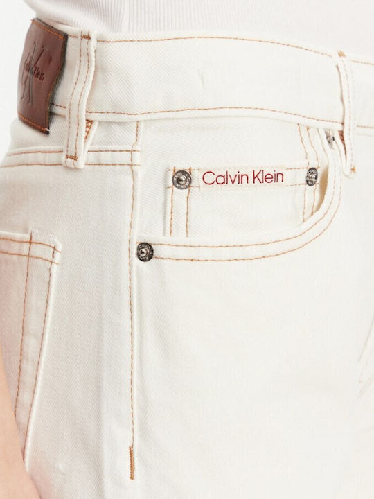 Trousers in Straight Line White